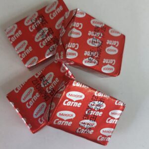 Cubitos carne Maggi und